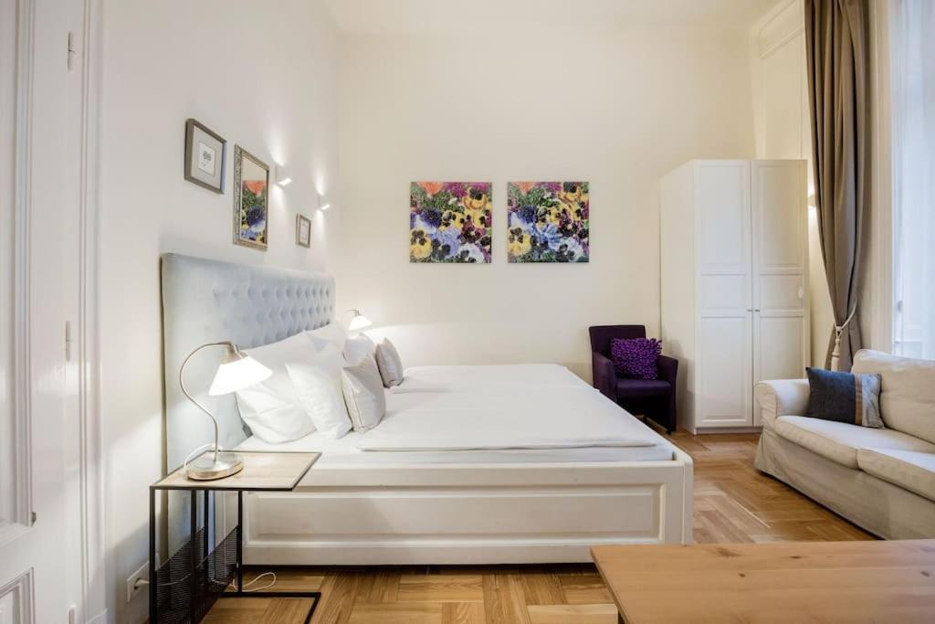 Klarahome Apartment Budapest Exterior photo
