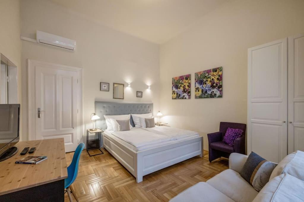 Klarahome Apartment Budapest Exterior photo